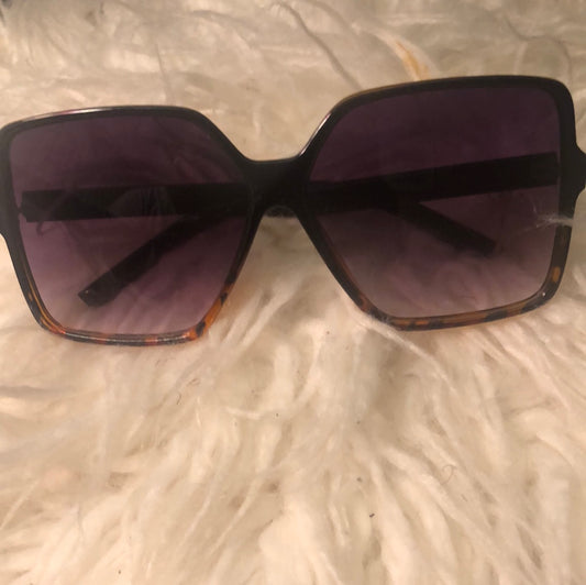 Black Leopard sunglasses