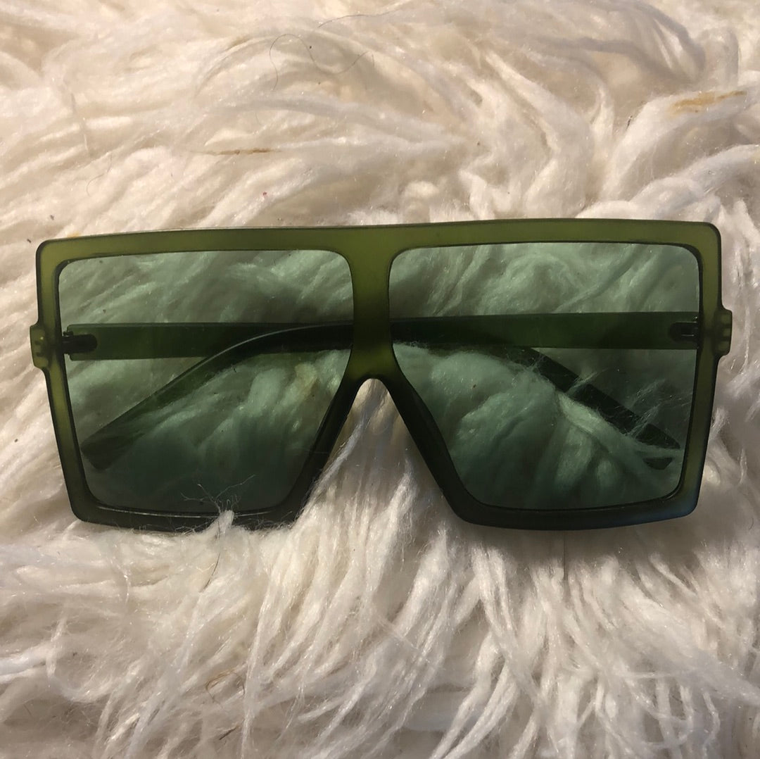 Green wide rim sunglasses