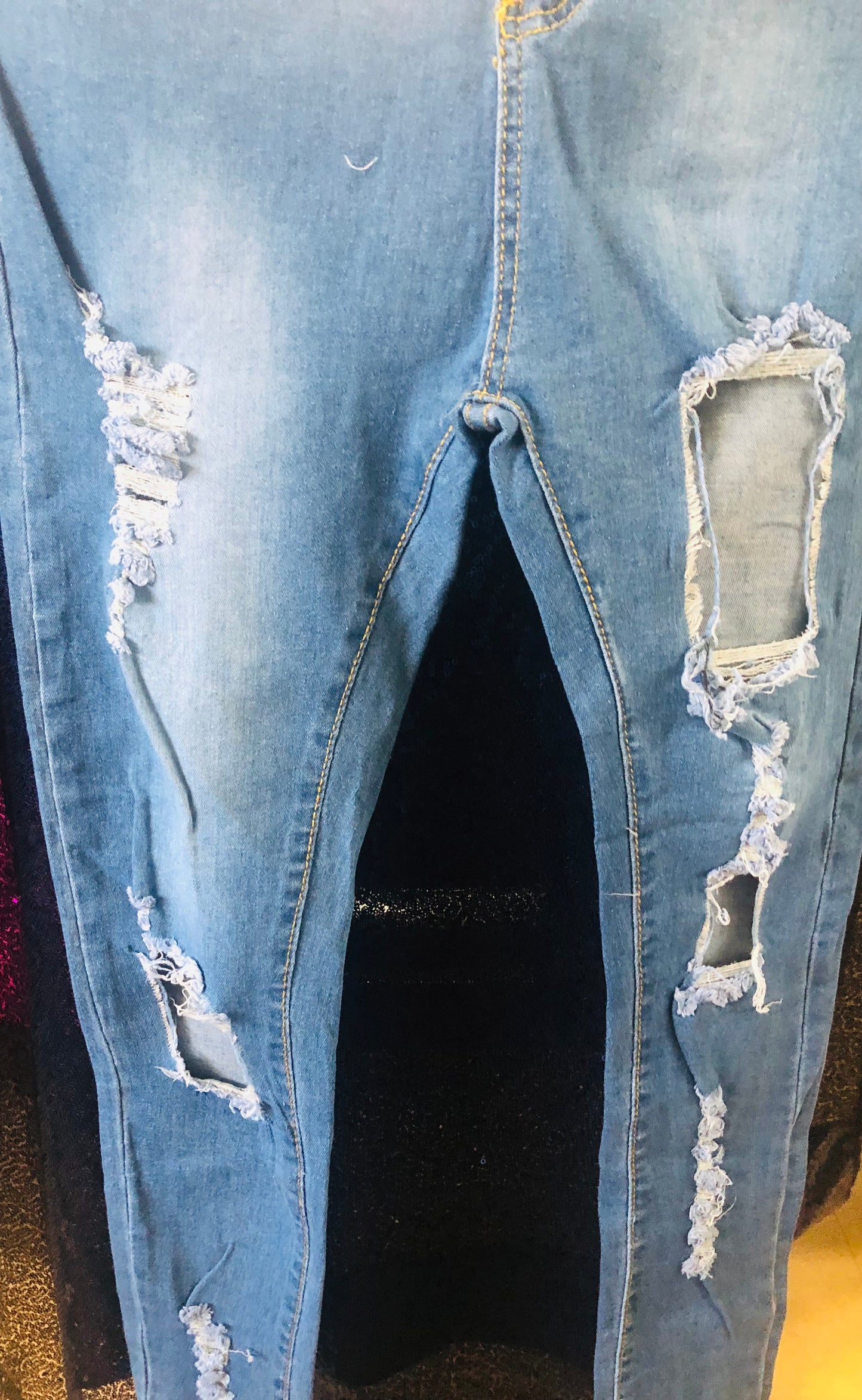 Children Long ripped blue jeans size 6